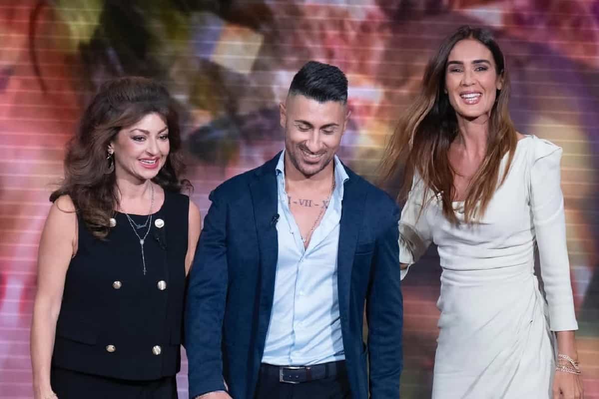 silvia toffanin con sonia e alessio di temptation island