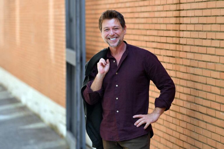 Claudio Gioè, conoscete l’ex famosissima dell’attore di Makari? Anche lei attrice