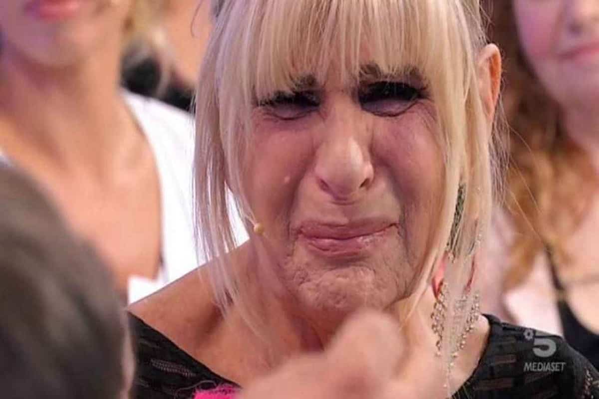 gemma galgani piange a uomini e donne