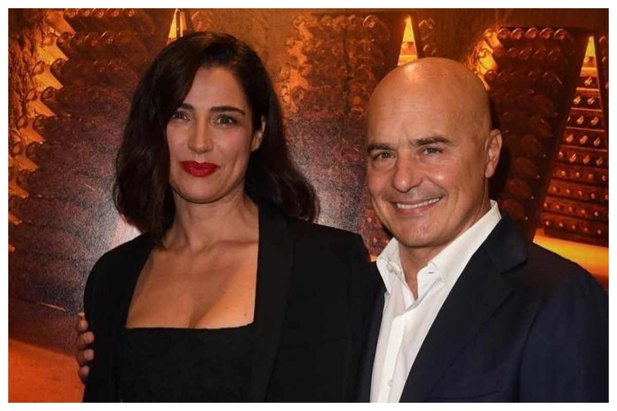 primo piano di luisa ranieri e luca zingaretti