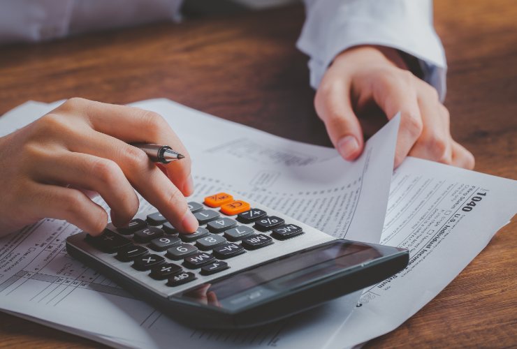 fogli e calcolatrice