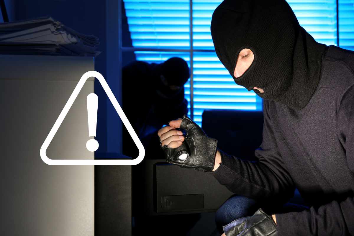 ladro in casa simbolo pericolo